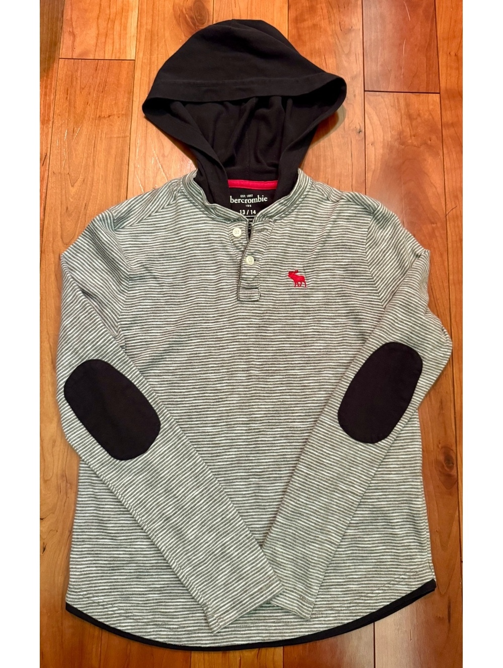 Abercrombie Kids Hooded Long Sleeve Shirt Size 13/14 Striped with Elbow Patches
